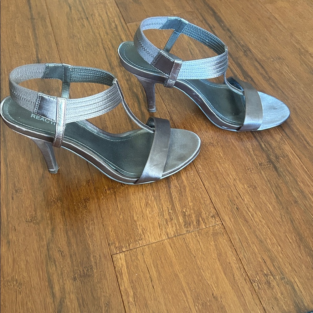 Kenneth Cole Reaction Women's Silver Bronze Sandals